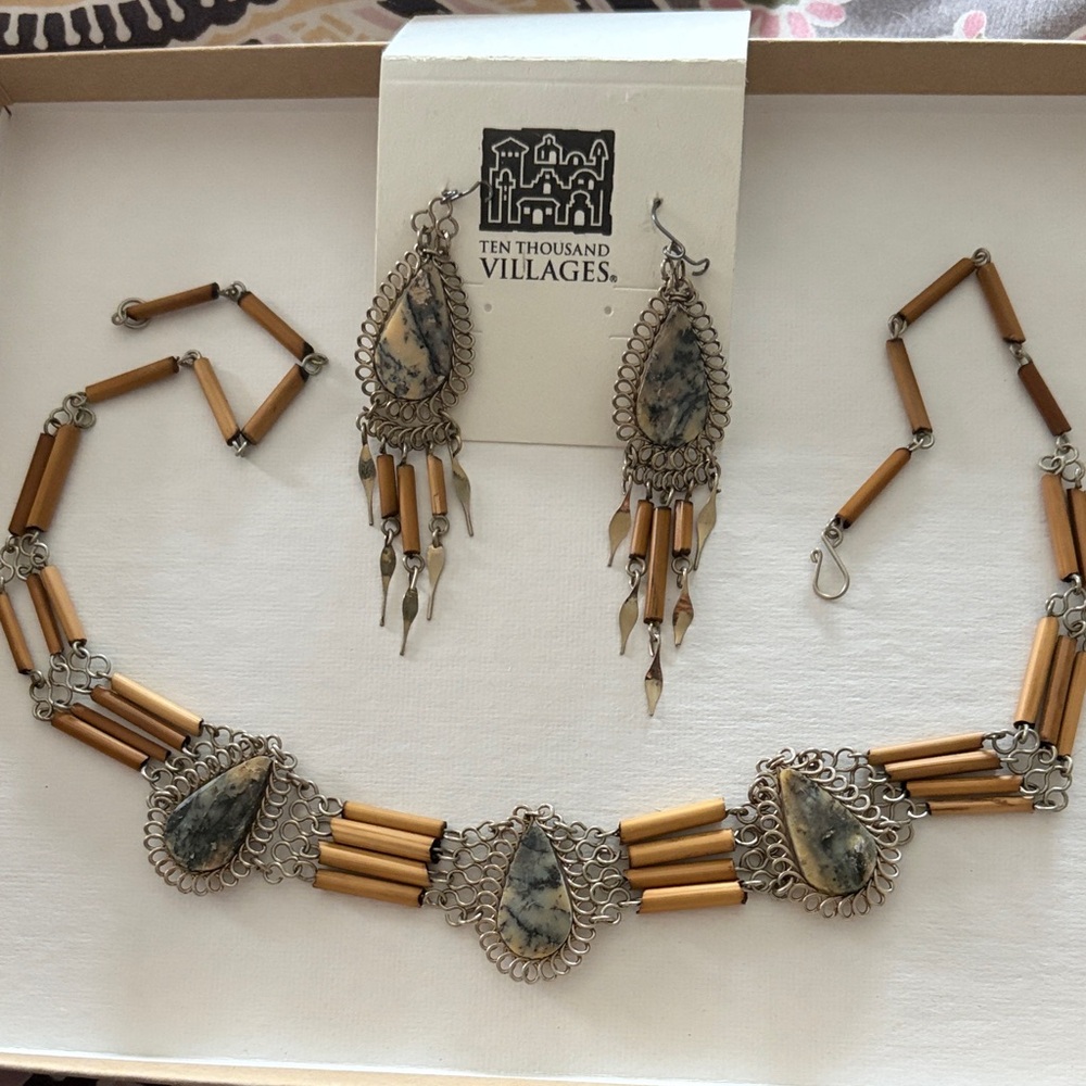 Ten Thousand Silver and Tan Necklace Set